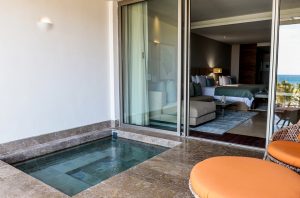 Jacuzzi en suite de Grand Velas Los Cabos - Meetings By Velas Resort